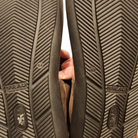 FRAU ITALIAN leather Thong Sandals - Picture 5 of 5